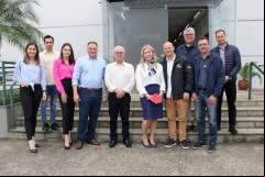 Visita-prefeito-de-Tubarao-Jairo-Cascaes-4